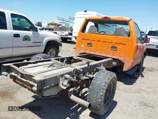 2003 Ford F-350 с VIN 1FDSF34L23EC39582, выставлен на аукционе IAAI как лот 42581958 с пробегом Не указан миль и . История ставок и продаж доступна на DreamBid. Изображение 4.