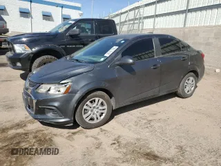 2019 Chevrolet Sonic LS z VIN 1G1JB5SB3K4136220, wystawiony jako Copart lot #50781265 z przebiegiem 45 308 mil mil oraz Nie do naprawy • Non repairable. Historia ofert i sprzedaży dostępna na DreamBid. Obrazek 1.