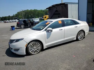2016 Lincoln MKZ z VIN 3LN6L2JK7GR621948, wystawiony jako Copart lot #61360315 z przebiegiem 123 983 mil mil oraz Czysty tytuł • Clean title. Historia ofert i sprzedaży dostępna na DreamBid. Obrazek 1.
