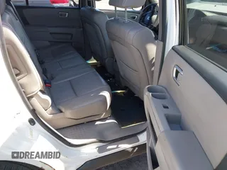 2013 Honda Pilot EX-L with VIN 5FNYF4H5XDB075692, listed as a IAAI auction lot 42073807 with 154,824 mi miles and . Bid and sale history available at carsss.com. Image 8.