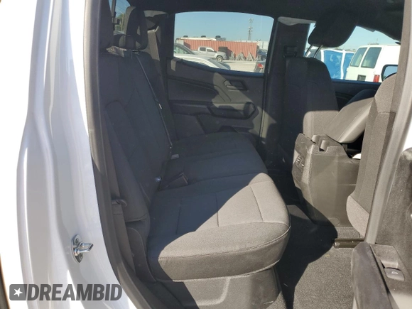 2024 Chevrolet Colorado 2WD Work Truck z VIN 1GCGSBEC1R1250216, wystawiony jako Copart lot #82194724 z przebiegiem 622 mil mil oraz Szkoda całkowita • Salvage title. Historia ofert i sprzedaży dostępna na DreamBid. Obrazek 10.