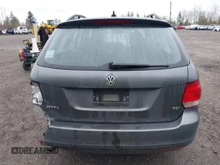2014 Volkswagen Jetta SportWagen TDI w/Sunroof & Nav with VIN 3VWPL7AJ2EM628181, listed as a IAAI auction lot 41912871 with 78,268 mi miles. Bid and sale history available at carsss.com. Image 16.