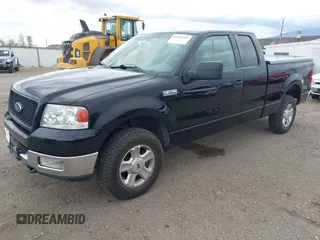 2004 Ford F-150 XLT with VIN 1FTPX14534NC35104, listed as a IAAI auction lot 42187403 with 243,989 mi miles and . Bid and sale history available at carsss.com. Image 2.