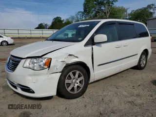 2011 Chrysler Town & Country Touring with VIN 2A4RR5DG7BR712588, listed as a Copart auction lot 54236425 with 252,748 mi miles and Clean Title. Bid and sale history available at DreamBid. Image 1.
