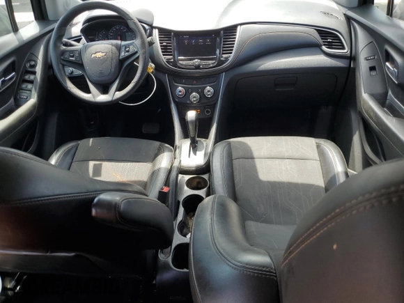 2021 Chevrolet Trax LT with VIN KL7CJPSB0MB325921, listed as a Copart auction lot 56986325 with 78,937 mi miles and Salvage title. Bid and sale history available at DreamBid. Image 8.