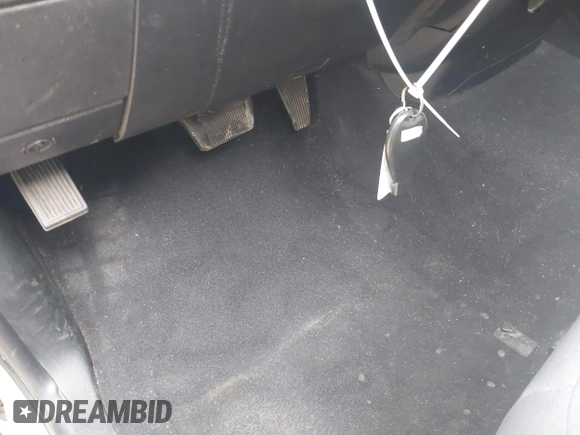 2018 Ram 1500 Tradesman z VIN 1C6RR7FT7JS204931, wystawiony jako IAAI lot #41520204 z przebiegiem 157 398 mil mil oraz . Historia ofert i sprzedaży dostępna na DreamBid. Obrazek 11.