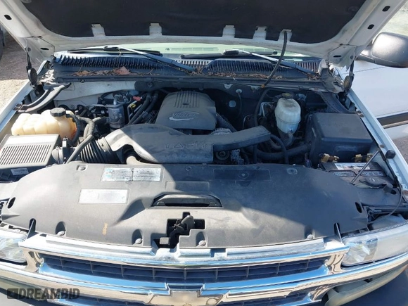 2005 Chevrolet Tahoe LS with VIN 1GNEK13T65J198121, listed as a IAAI auction lot 41826459 with 233,718 mi miles. Bid and sale history available at carsss.com. Image 10.