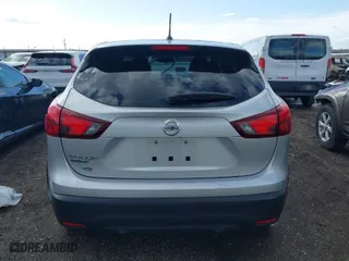 2018 Nissan Rogue Sport SL with VIN JN1BJ1CP8JW161427, listed as a IAAI auction lot 41709128 with 111,291 mi miles. Bid and sale history available at carsss.com. Image 16.