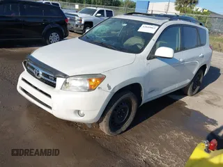 2008 Toyota RAV4 Ltd with VIN JTMBK31V585058568, listed as a IAAI auction lot 42049063 with 1 mi miles. Bid and sale history available at carsss.com. Image 2.