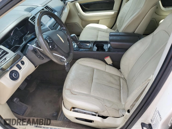2013 Lincoln MKS with VIN 1LNHL9DK2DG604085, listed as a Copart auction lot 60325385 with 172,808 mi miles and Salvage title. Bid and sale history available at DreamBid. Image 7.