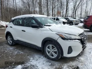 2021 Nissan Kicks S with VIN 3N1CP5BV0ML552656, listed as a Copart auction lot 44623515 with 48,757 mi miles and Salvage Title. Bid and sale history available at carsss.com. Image 4.