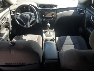 2016 Nissan Rogue SV z VIN KNMAT2MV5GP686972, wystawiony jako Copart lot #54417065 z przebiegiem 82 752 mil mil oraz Szkoda całkowita • Salvage title. Historia ofert i sprzedaży dostępna na DreamBid. Obrazek 8.