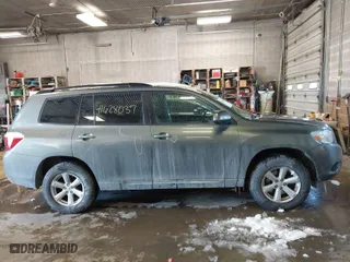 2009 Toyota Highlander with VIN JTEES41A392145884, listed as a IAAI auction lot 41628037 with 277,376 mi miles. Bid and sale history available at carsss.com. Image 13.