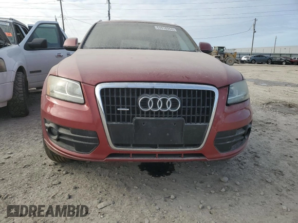 2010 Audi Q5 z VIN WA1CKBFP4AA103211, wystawiony jako Copart lot #84918364 z przebiegiem 132 385 mil mil oraz Czysty tytuł • Clean title. Historia ofert i sprzedaży dostępna na DreamBid. Obrazek 5.