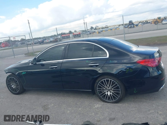2022 Mercedes-Benz C 300 with VIN W1KAF4HB3NR042509, listed as a IAAI auction lot 41545611 with 24,121 mi miles and . Bid and sale history available at DreamBid. Image 14.