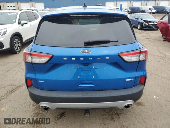 2020 Ford Escape SE z VIN 1FMCU9G66LUC32157, wystawiony jako Copart lot #56958505 z przebiegiem 50 840 mil mil oraz Szkoda całkowita • Salvage title. Historia ofert i sprzedaży dostępna na DreamBid. Obrazek 6.