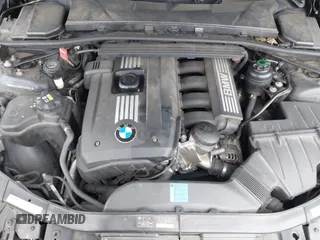2007 BMW 3 Series 328xi with VIN WBAWC33517PD05082, listed as a IAAI auction lot 38964569 with 76,404 mi miles and . Bid and sale history available at DreamBid. Image 10.