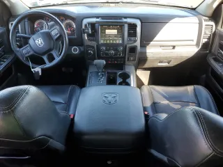 2013 Ram 1500 Sport z VIN 1C6RR7UTXDS718716, wystawiony jako Copart lot #45934515 z przebiegiem 137 385 mil mil oraz Szkoda całkowita • Salvage title. Historia ofert i sprzedaży dostępna na DreamBid. Obrazek 8.