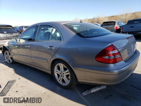 2005 Mercedes-Benz E 500 z VIN WDBUF83J05X166759, wystawiony jako Copart lot #82581124 z przebiegiem 192 939 mil mil oraz Szkoda całkowita • Salvage title. Historia ofert i sprzedaży dostępna na DreamBid. Obrazek 2.