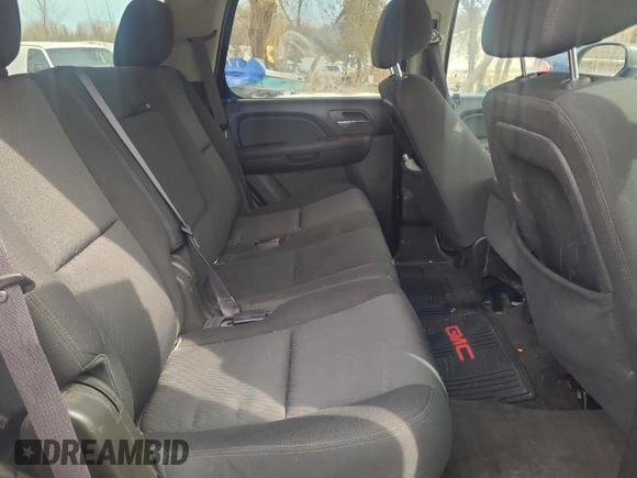 2014 GMC Yukon SLE with VIN 1GKS2AE04ER119758, listed as a Copart auction lot 51792795 with 225,850 mi miles and Clean Title. Bid and sale history available at carsss.com. Image 6.