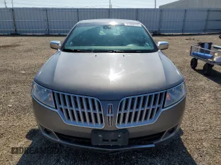 2012 Lincoln MKZ Hybrid z VIN 3LNDL2L33CR812788, wystawiony jako Copart lot #61068125 z przebiegiem 246 016 mil mil oraz Szkoda całkowita • Salvage title. Historia ofert i sprzedaży dostępna na DreamBid. Obrazek 5.