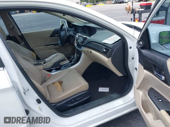 2015 Honda Accord EX-L с VIN 1HGCR2F82FA125453, выставлен на аукционе IAAI как лот 39150439 с пробегом 132 000 миль миль и . История ставок и продаж доступна на DreamBid. Изображение 5.