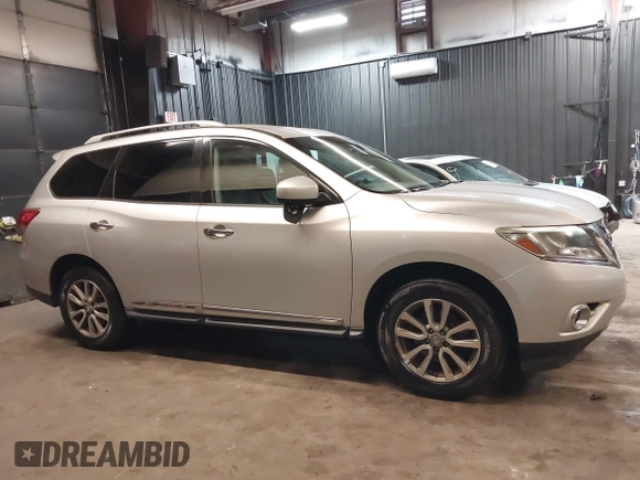 2014 Nissan Pathfinder S with VIN 5N1AR2MM8EC603377, listed as a IAAI auction lot 42259958 with 95,626 mi miles and . Bid and sale history available at DreamBid. Image 13.