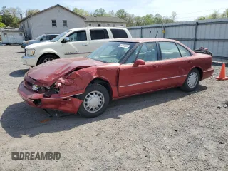 1998 Oldsmobile 88 LS z VIN 1G3HN52K2W4809677, wystawiony jako Copart lot #54331535 z przebiegiem 99 587 mil mil oraz Szkody całkowita. Historia ofert i sprzedaży dostępna na DreamBid. Obrazek 1.
