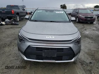 2023 Kia Niro LX with VIN KNDCP3LE3P5070459, listed as a Copart auction lot 81732734 with 95,683 mi miles and Salvage Title. Bid and sale history available at carsss.com. Image 5.