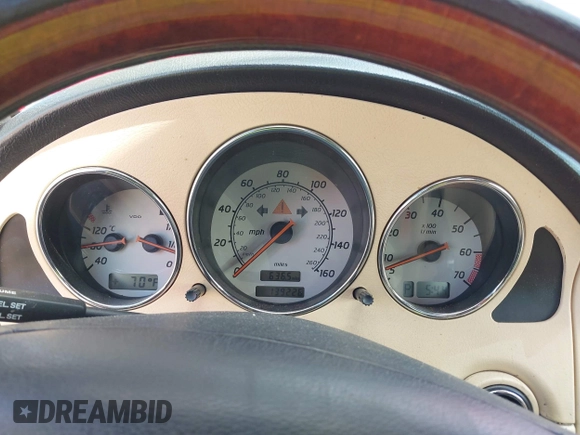 2001 Mercedes-Benz SLK 230/320 with VIN WDBKK65FX1F211044, listed as a IAAI auction lot 42210103 with 139,226 mi miles and . Bid and sale history available at DreamBid. Image 7.