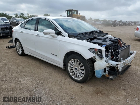 2016 Ford Fusion SE Hybrid with VIN 3FA6P0LUXGR184285, listed as a Copart auction lot 62699805 with 132,264 mi miles and Salvage title. Bid and sale history available at DreamBid. Image 4.