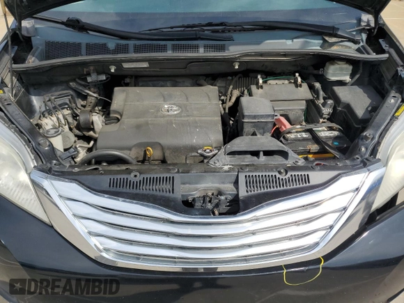 2011 Toyota Sienna XLE with VIN 5TDDK3DC6BS016463, listed as a Copart auction lot 58958305 with 270,424 mi miles and Salvage title. Bid and sale history available at DreamBid. Image 12.