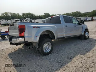 2022 Ford F-450 XL with VIN 1FT8W4DT7NEF23622, listed as a Copart auction lot 64498774 with Not Provided miles and Salvage Title. Bid and sale history available at carsss.com. Image 3.