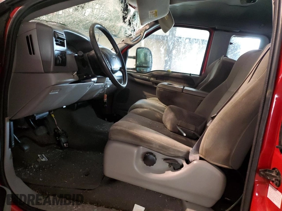 2001 Ford Super Duty F-250 XL with VIN 1FTNX21F31ED77538, listed as a Copart auction lot 50461984 with 153,571 mi miles and Salvage Title. Bid and sale history available at carsss.com. Image 7.