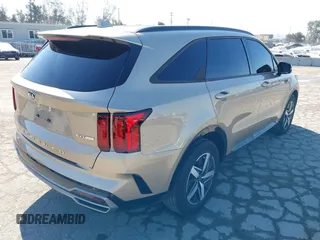 2021 Kia Sorento EX z VIN 5XYRH4LF2MG011475, wystawiony jako IAAI lot #41990875 z przebiegiem 45 843 mil mil oraz . Historia ofert i sprzedaży dostępna na DreamBid. Obrazek 4.