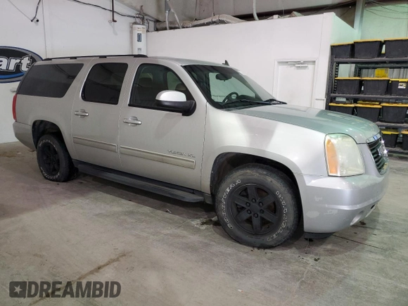2011 GMC Yukon XL SLE with VIN 1GKS1HE01BR373533, listed as a Copart auction lot 49276044 with 153,428 mi miles and Clean Title. Bid and sale history available at carsss.com. Image 4.