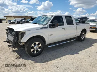 2011 Ford Super Duty F-250 SRW XL with VIN 1FT7W2AT1BEC35384, listed as a Copart auction lot 71122004 with 272,636 mi miles and Salvage Title. Bid and sale history available at carsss.com. Image 1.
