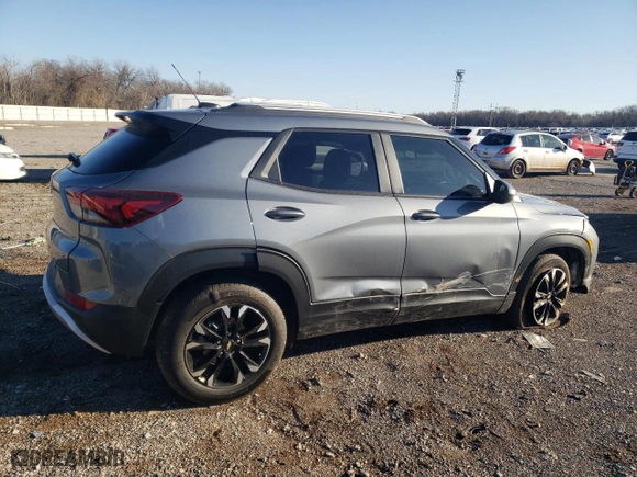 2021 Chevrolet TrailBlazer LT with VIN KL79MPS23MB156494, listed as a Copart auction lot 48105705 with 18,252 mi miles and Salvage Title. Bid and sale history available at carsss.com. Image 3.