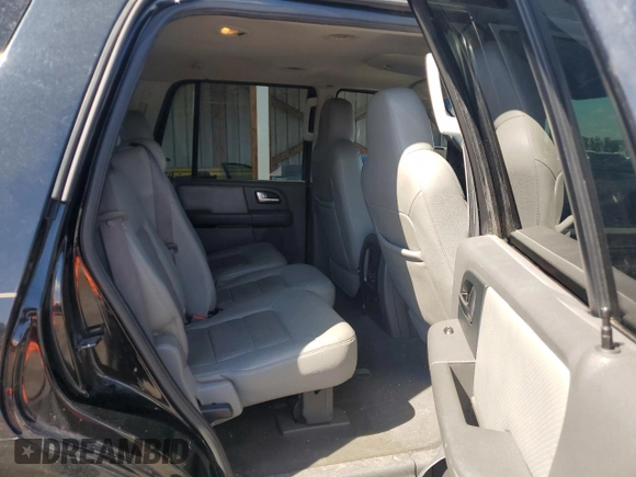 2003 Ford Expedition Special Service with VIN 1FMFU16L83LC58206, listed as a Copart auction lot 57591205 with 184,133 mi miles and Salvage title. Bid and sale history available at DreamBid. Image 11.