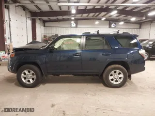 2019 Toyota 4Runner SR5 with VIN JTEBU5JR2K5698426, listed as a IAAI auction lot 41878911 with 177,360 mi miles. Bid and sale history available at carsss.com. Image 14.