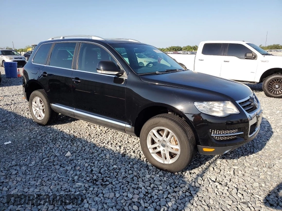 2008 Volkswagen Touareg 2 V6 with VIN WVGBE77L38D003283, listed as a Copart auction lot 52782155 with 3,292,025 mi miles and Salvage Title. Bid and sale history available at carsss.com. Image 4.