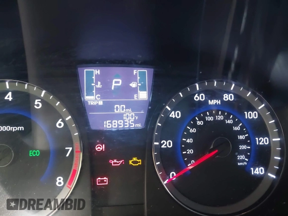 2016 Hyundai Accent SE z VIN KMHCT5AE9GU274940, wystawiony jako IAAI lot #42258957 z przebiegiem 168 935 mil mil oraz . Historia ofert i sprzedaży dostępna na DreamBid. Obrazek 7.