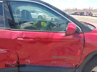 2018 Jeep Compass Altitude with VIN 3C4NJDBBXJT101043, listed as a IAAI auction lot 41937293 with 80,439 mi miles and . Bid and sale history available at carsss.com. Image 5.