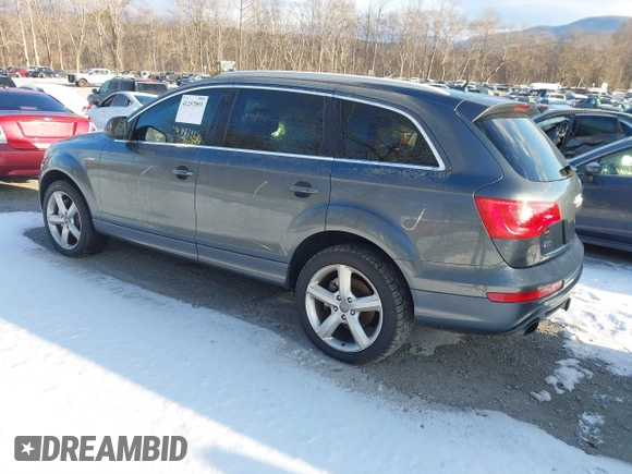 2014 Audi Q7 3.0T S line Prestige with VIN WA1DGAFE5ED010250, listed as a IAAI auction lot 41257093 with 131,001 mi miles. Bid and sale history available at carsss.com. Image 3.