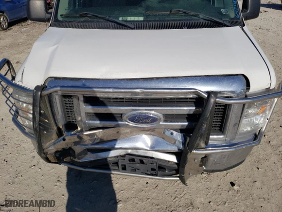 2014 Ford Econoline Wagon XL with VIN 1FBSS3BL4EDA28108, listed as a Copart auction lot 83253154 with 371,958 mi miles and Salvage Title. Bid and sale history available at carsss.com. Image 13.