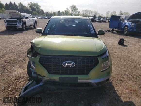 2022 Hyundai Venue SE with VIN KMHRB8A3XNU198154, listed as a Copart auction lot 56735175 with 23,835 mi miles and Salvage title. Bid and sale history available at DreamBid. Image 5.