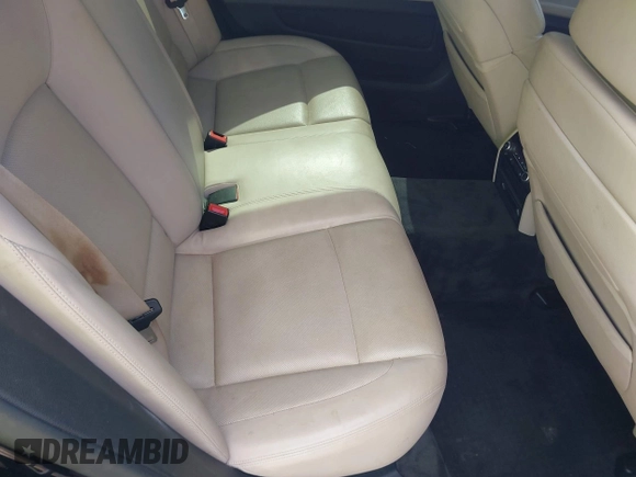 2011 BMW 7 Series 750Li xDrive z VIN WBAKC8C54BC431851, wystawiony jako IAAI lot #42216519 z przebiegiem 106 022 mil mil oraz . Historia ofert i sprzedaży dostępna na DreamBid. Obrazek 8.