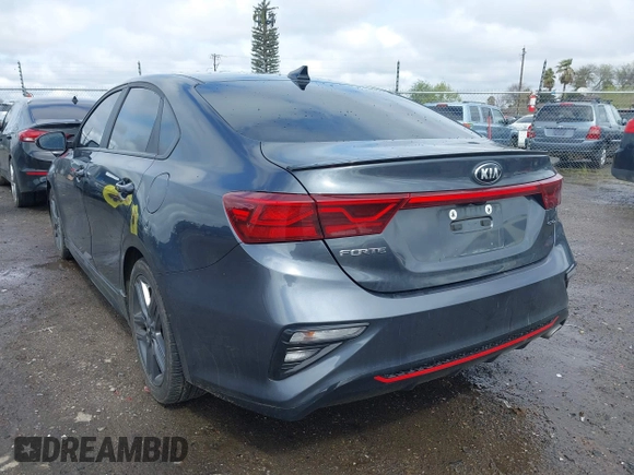 2021 Kia Forte GT-Line with VIN 3KPF34AD4ME268945, listed as a IAAI auction lot 41797258 with 39,232 mi miles. Bid and sale history available at carsss.com. Image 3.