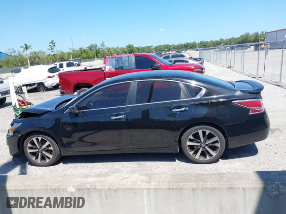 2014 Nissan Altima S with VIN 1N4AL3AP1EN345420, listed as a IAAI auction lot 42066721 with 145,581 mi miles and . Bid and sale history available at carsss.com. Image 14.