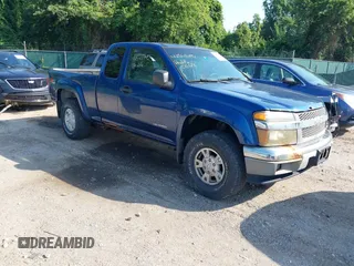 2005 Chevrolet Colorado LS Z71 with VIN 1GCDT196658183418, listed as a IAAI auction lot 42548992 with 247,703 mi miles and . Bid and sale history available at DreamBid. Image 1.